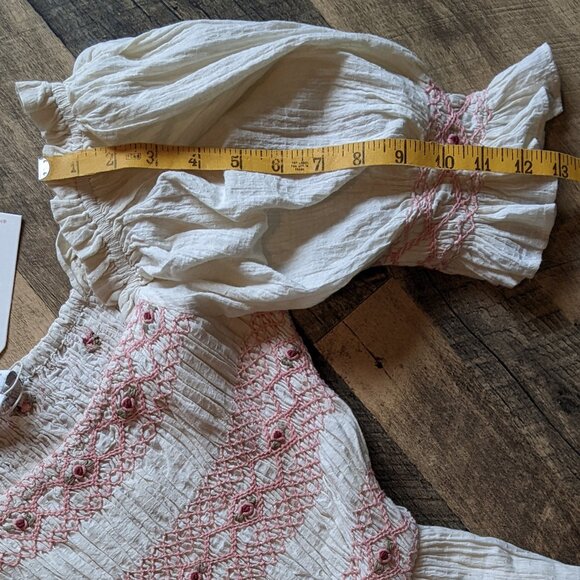 Ivy City Co Liesl Dress Smocked Floral Cream Small - Picture 6 of 7